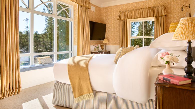 <b>Ballinalacken Castle Suite</b>. Images powered by <a href="https://www.leonardoworldwide.com/" title="Leonardo Worldwide" target="_blank">Leonardo</a>.