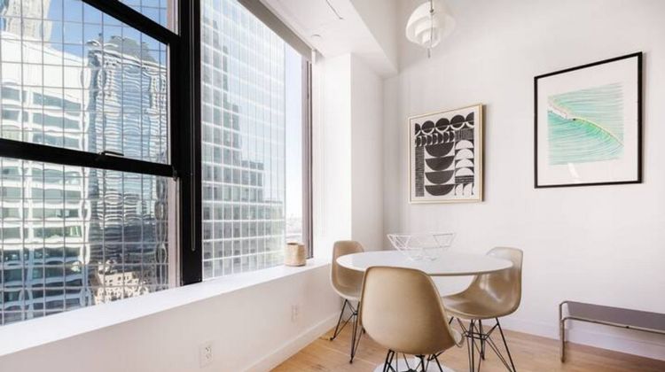 Placemakr Wall Street Restaurant