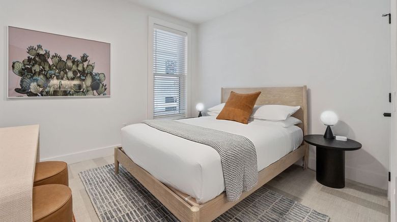 <b>The Continental, powered by Placemakr Room</b>. Images powered by <a href="https://www.leonardoworldwide.com/" title="Leonardo Worldwide" target="_blank">Leonardo</a>.