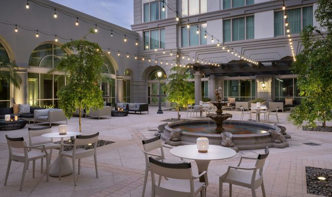 Renaissance Tampa International Plaza Exterior