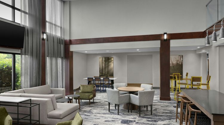 Fairfield by Marriot Winston-Salem Hanes Lobby