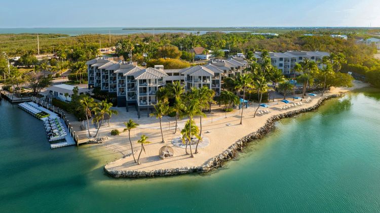 Three Waters Resort and Marina Exterior