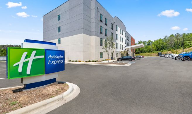 Holiday Inn Exp Woodfin Exterior