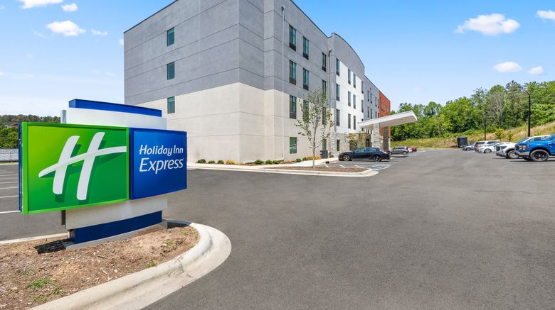 <b>Holiday Inn Exp Woodfin Exterior</b>. Images powered by <a href="https://www.leonardoworldwide.com/" title="Leonardo Worldwide" target="_blank">Leonardo</a>.