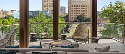 Placemakr Downtown Austin Exterior
