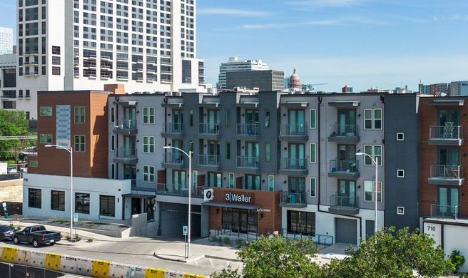 Placemakr Downtown Austin Exterior