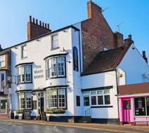 OYO The White Horse Exterior