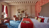 Chateau d'Audrieu Suite