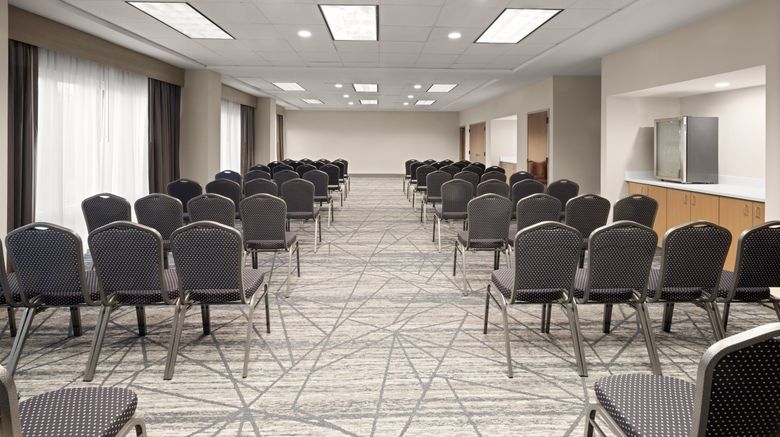 <b>Holiday Inn Express Meeting</b>. Images powered by <a href="https://www.leonardoworldwide.com/" title="Leonardo Worldwide" target="_blank">Leonardo</a>.
