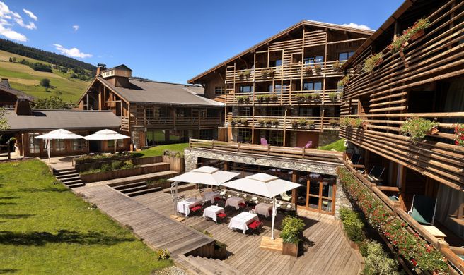 Le M de Megeve Exterior