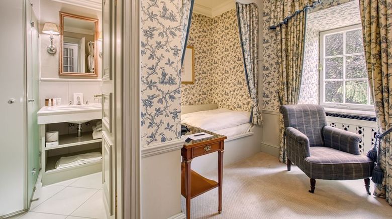 <b>Wald & Schlosshotel Friedrichsruhe Room</b>. Images powered by <a href="https://www.leonardoworldwide.com/" title="Leonardo Worldwide" target="_blank">Leonardo</a>.