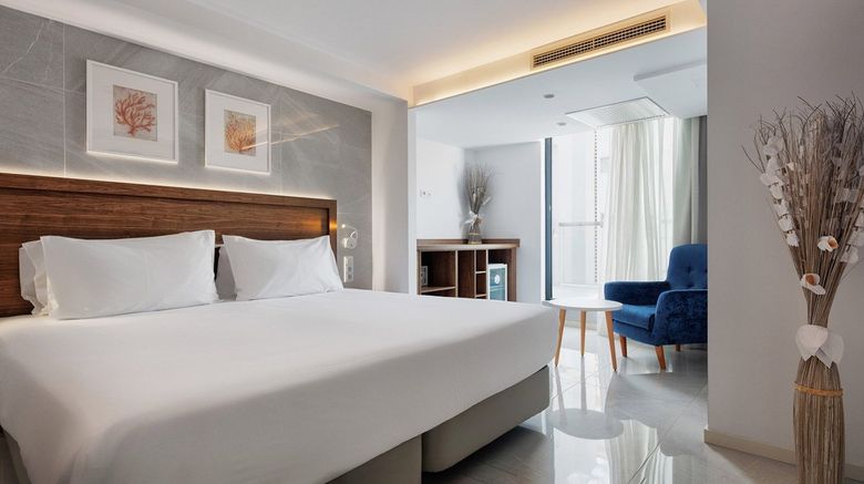<b>Eurostars Puerto de Ibiza Room</b>. Images powered by <a href="https://www.leonardoworldwide.com/" title="Leonardo Worldwide" target="_blank">Leonardo</a>.