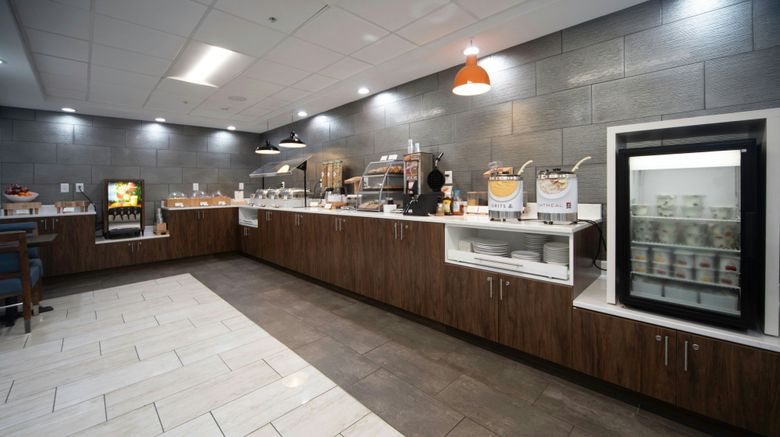 <b>Four Points by Sheraton - Fayetteville Restaurant</b>. Images powered by <a href="https://www.leonardoworldwide.com/" title="Leonardo Worldwide" target="_blank">Leonardo</a>.