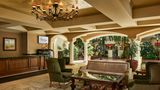 Woolley's Classic Suites Denver Airport Lobby
