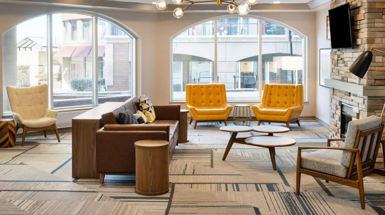 <b>Four Points by Sheraton Halifax Lobby</b>. Images powered by <a href="https://www.leonardoworldwide.com/" title="Leonardo Worldwide" target="_blank">Leonardo</a>.