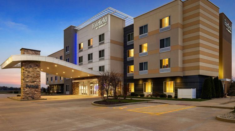 Fairfield Inn & Suites St Louis/Pontoon Exterior