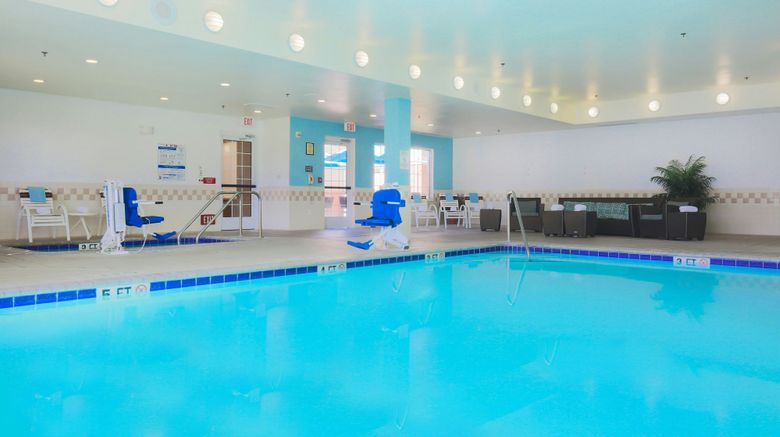 <b>Courtyard Salinas Monterey Pool</b>. Images powered by <a href="https://www.leonardoworldwide.com/" title="Leonardo Worldwide" target="_blank">Leonardo</a>.