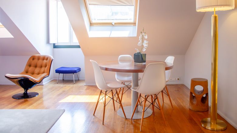<b>Brown's Boutique Hotel Suite</b>. Images powered by <a href="https://www.leonardoworldwide.com/" title="Leonardo Worldwide" target="_blank">Leonardo</a>.