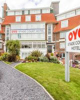 OYO Stade Court Hotel