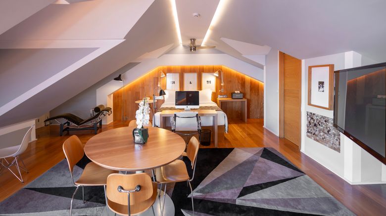 <b>Brown's Downtown Hotel Suite</b>. Images powered by <a href="https://www.leonardoworldwide.com/" title="Leonardo Worldwide" target="_blank">Leonardo</a>.