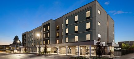 EVEN Hotel Beaverton Exterior
