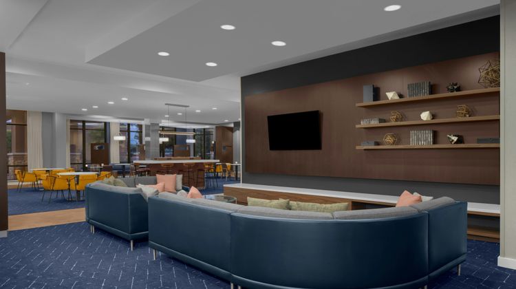 Courtyard Houston Kingwood Lobby
