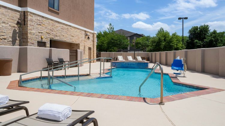 Courtyard Houston Kingwood Pool