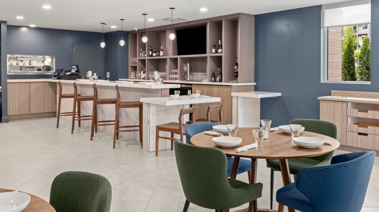 EVEN Hotel Beaverton Restaurant