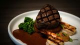 Delta Hotels Kingston Waterfront Restaurant
