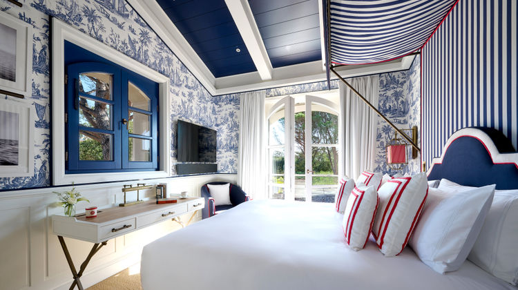Arev St. Tropez Suite