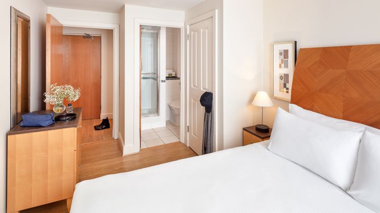 Marlin Queen Street Suite