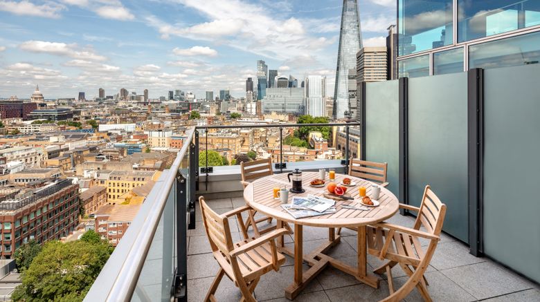 <b>Marlin Empire Square London Bridge Room</b>. Images powered by <a href="https://www.leonardoworldwide.com/" title="Leonardo Worldwide" target="_blank">Leonardo</a>.