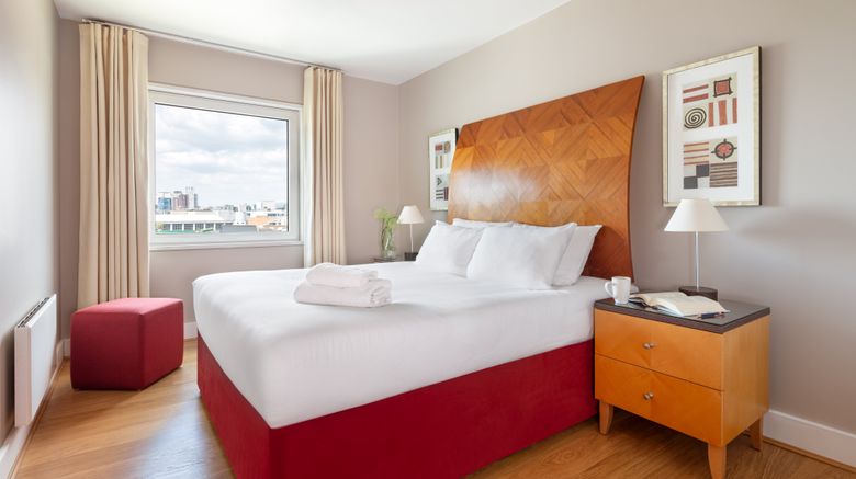 <b>Marlin Empire Square London Bridge Room</b>. Images powered by <a href="https://www.leonardoworldwide.com/" title="Leonardo Worldwide" target="_blank">Leonardo</a>.