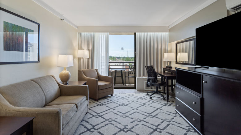 <b>Crowne Plaza Executive Ctr Baton Rouge Suite</b>. Images powered by <a href="https://www.leonardoworldwide.com/" title="Leonardo Worldwide" target="_blank">Leonardo</a>.
