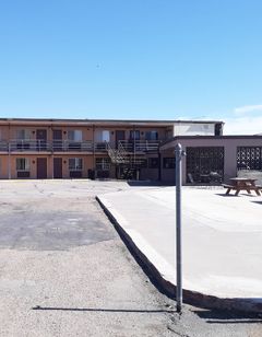 OYO Hotel Kings at Clovis
