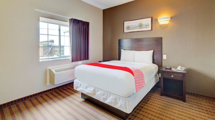 Hotel O Dilley Main St TX Room
