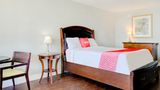 <b>OYO Hotel Dundee By Crystal Lake Room</b>. Images powered by <a href="https://www.leonardoworldwide.com/" title="Leonardo Worldwide" target="_blank">Leonardo</a>.