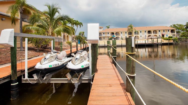 OYO Waterfront Hotel- Cape Coral/Fort My Other
