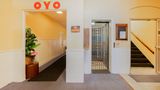 OYO Hotel Bradford Main St PA Lobby