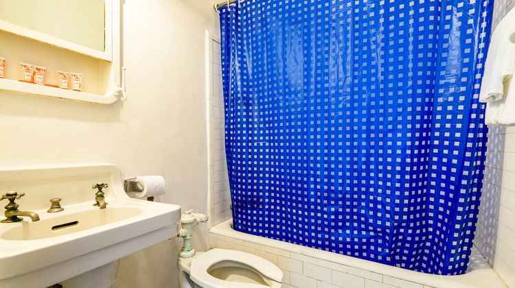 OYO Hotel Bradford Main St PA Room