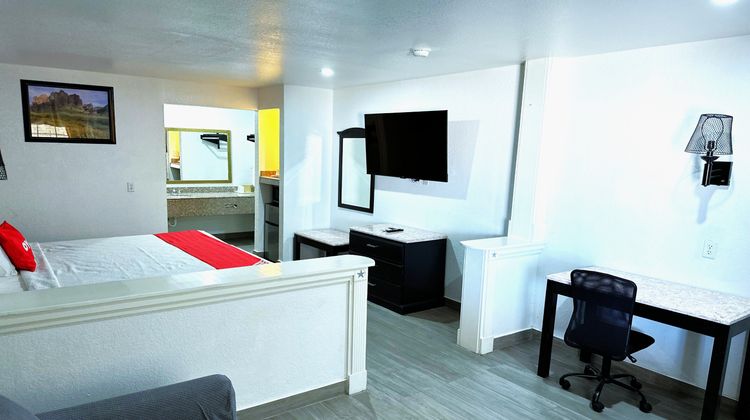 OYO Hotel Three Rivers TX Hwy 72 Room