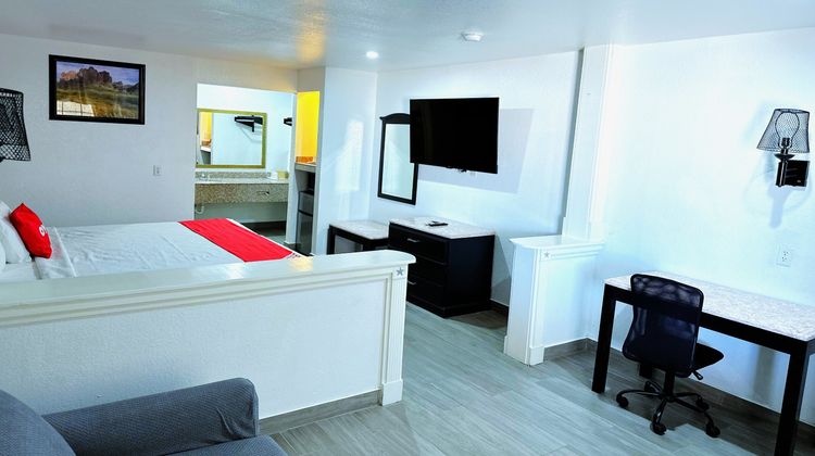OYO Hotel Three Rivers TX Hwy 72 Room