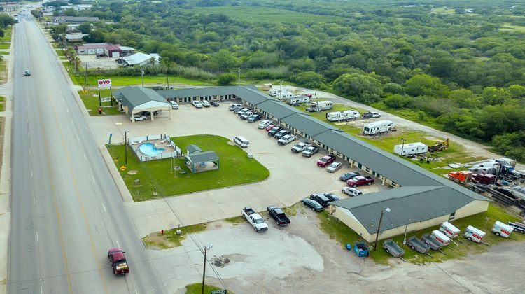 OYO Hotel Three Rivers TX Hwy 72 Other
