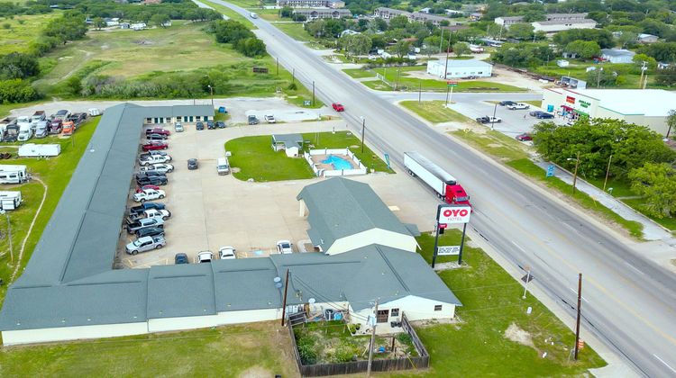 OYO Hotel Three Rivers TX Hwy 72 Other