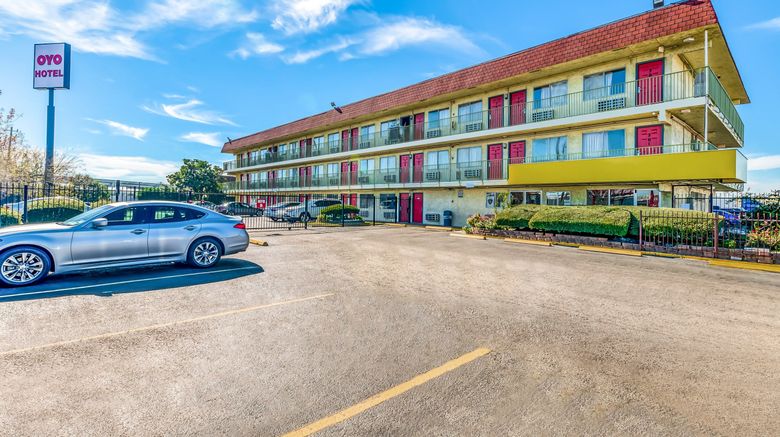 OYO Hotel Houston Southwest I-69 Exterior. Images powered by <a href="https://www.leonardoworldwide.com" target="_blank" rel="noopener">Leonardo</a>.