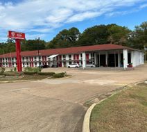 OYO Hotel Jefferson TX Hwy 59 Exterior