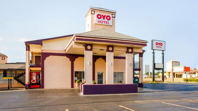 OYO Hotel Texarkana North Heights AR Hwy Exterior