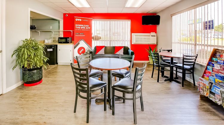 OYO Hotel Texarkana North Heights AR Hwy Lobby