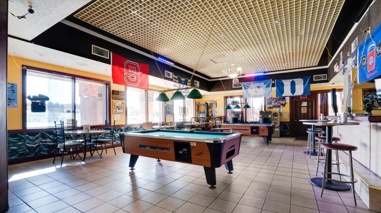 <b>OYO Hotel Wade Fayetteville I-95 Recreation</b>. Images powered by <a href="https://www.leonardoworldwide.com/" title="Leonardo Worldwide" target="_blank">Leonardo</a>.