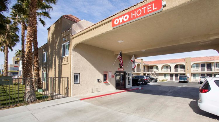 OYO Hotel Palmdale Antelope Valley Exterior